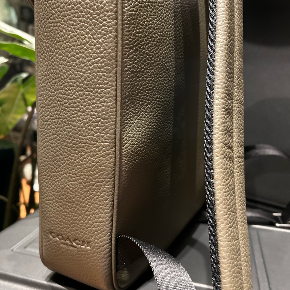 COACH BLAINE ARMY GREEN PEBBLED LEATHER BACKPACK MENS | FAST SHIPPING | NWT $598 - Picture 6 of 7